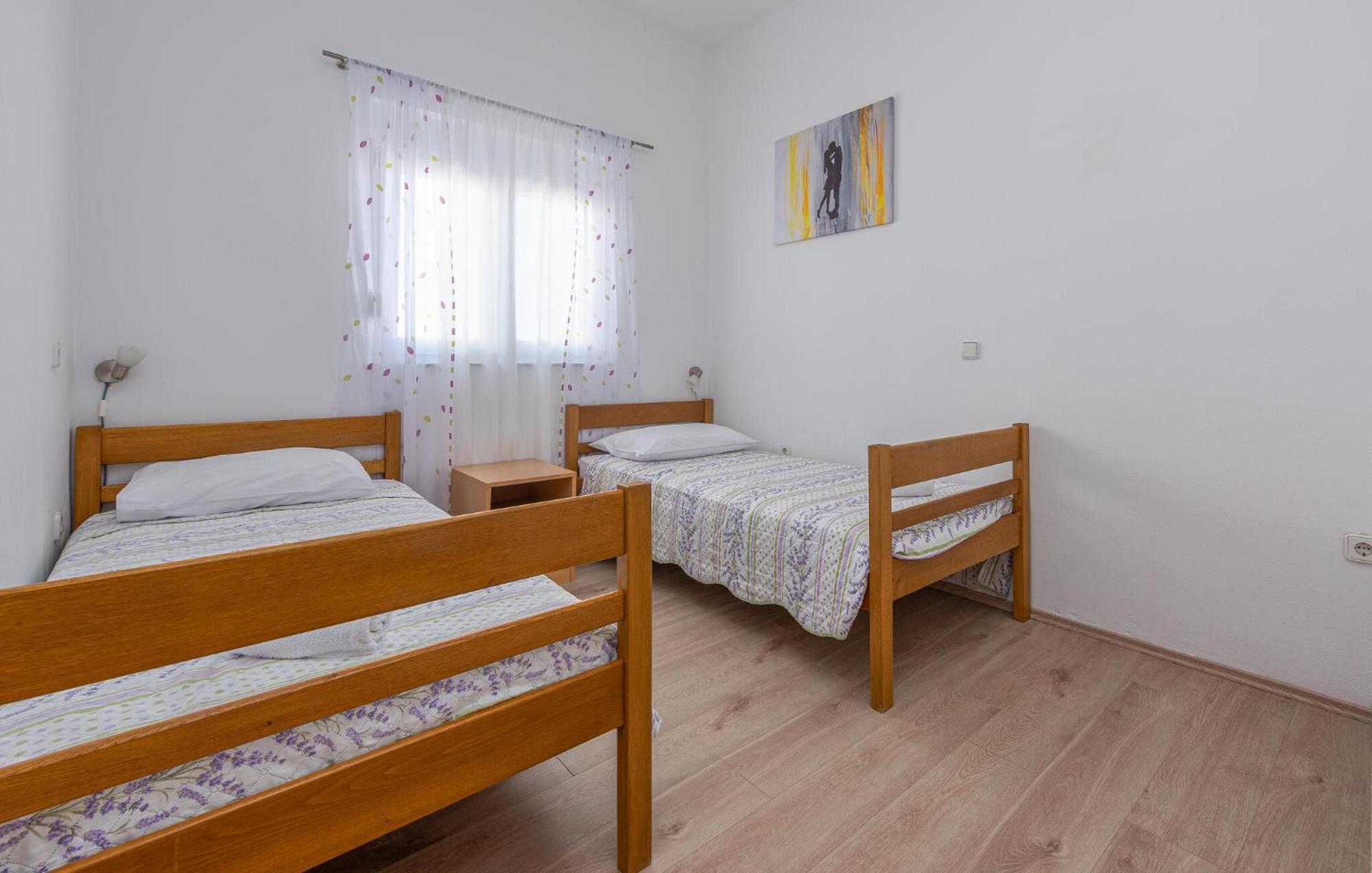Beautiful Apartment In Maslenica With Kitchen المظهر الخارجي الصورة